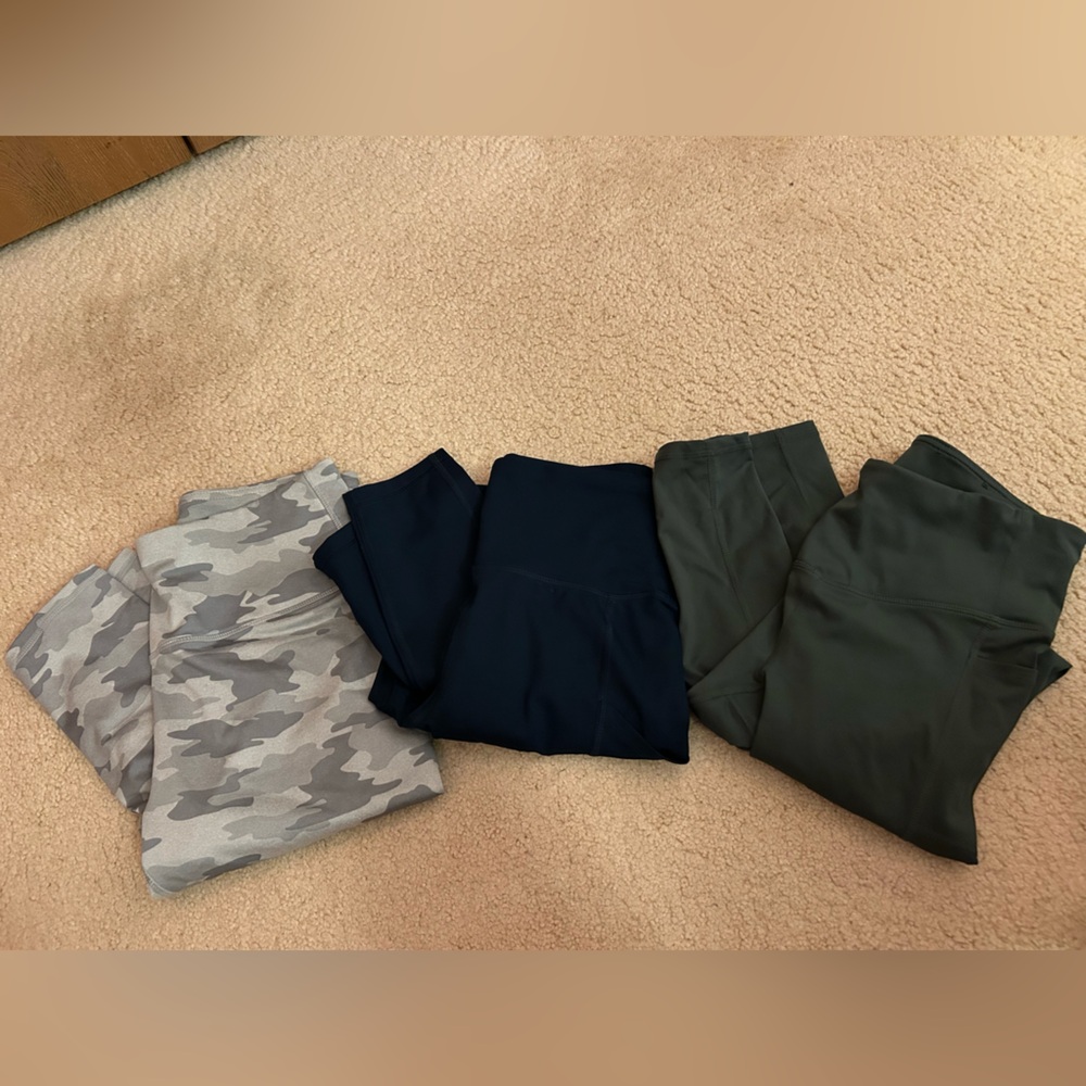 Stylish Camouflage and Solid Leggings Set